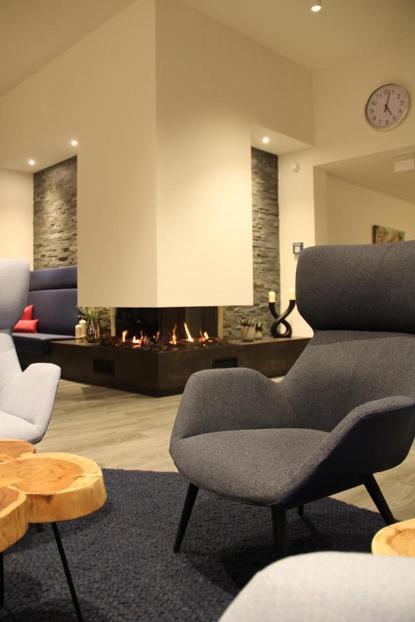 Art & Galerie Hotel Lenz Plauer See Fuenfseen Dış mekan fotoğraf